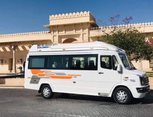 18 seater white colour bus for travellers